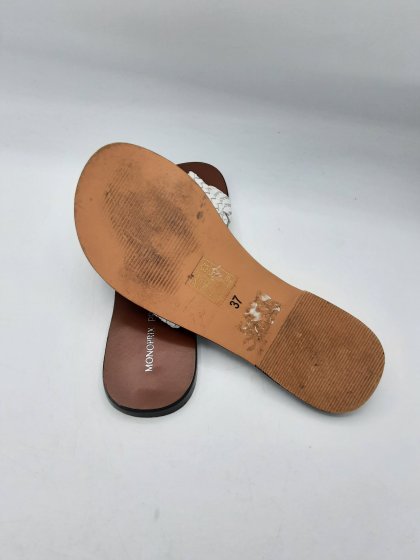 Mules MONOPRIX PREMIUM blanches de seconde main