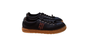 paire de baskets de seconde main