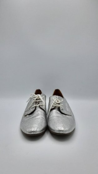 Derbies argenté de seconde main