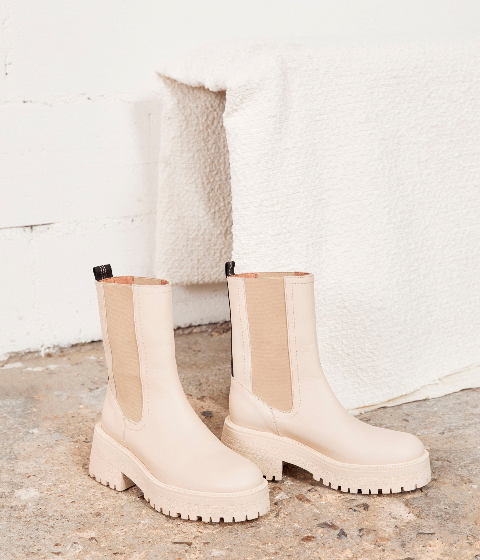 BOOTS OLIVIA BEIGE