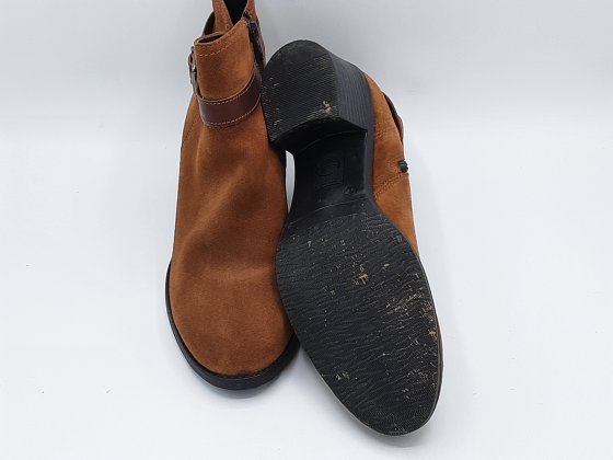Bottines Tamaris à talon 40 cuir nubuck de seconde main