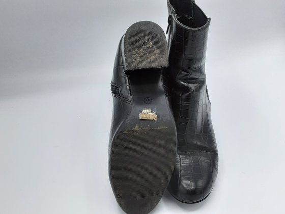 bottines texto noir de seconde main
