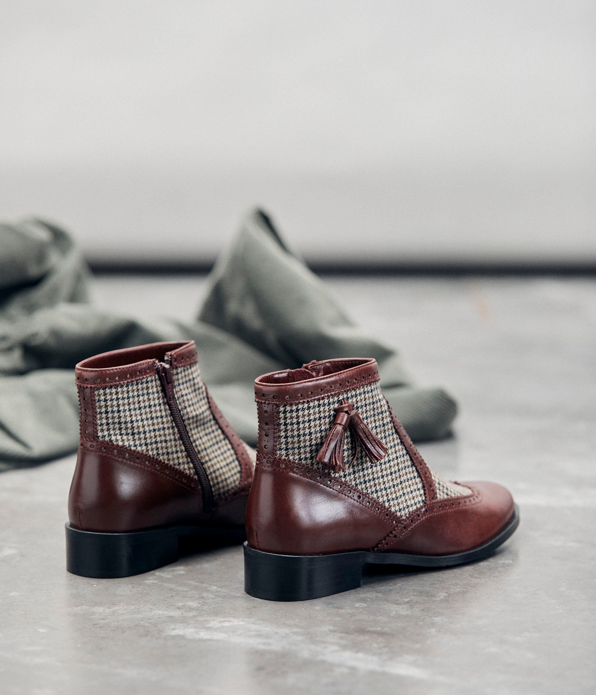 BOOTS JOSCHOOLY MARRON