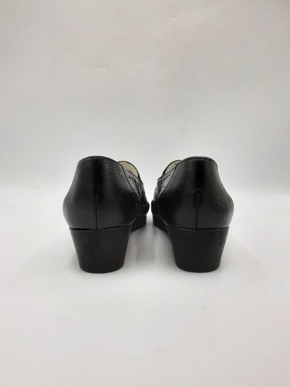 Mocassins DE MARQUE INCONNUE noirs de seconde main