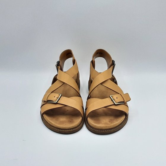 Sandales Clarks marron clair de seconde main
