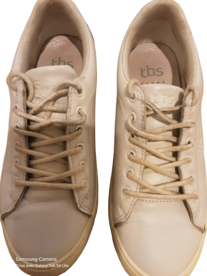 Basket TBS blanc/kaki cuir T35 de seconde main
