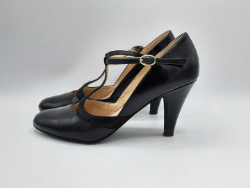 Escarpin style salomé cuir noir ANDRE T40 de seconde main