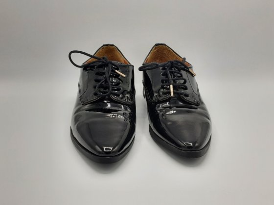 Derbies noir laquée H&M T36 de seconde main