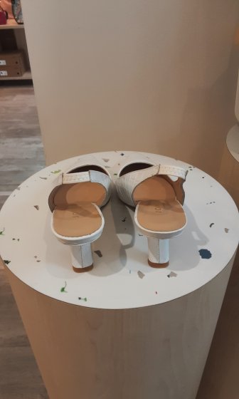 paire de slingbacks à talons de seconde main