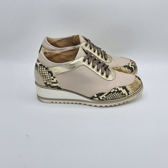 Baskets beige de seconde main