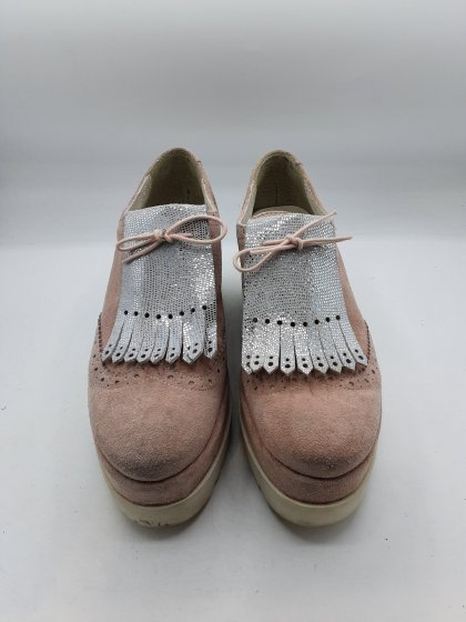Derbies plateformes DE MARQUE INCONNUE roses de seconde main