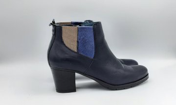 Bottines à talons bleu marine de seconde main