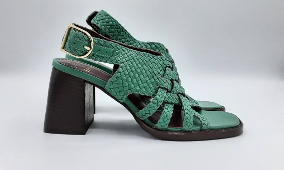 Sandales verte tressée à talon de seconde main