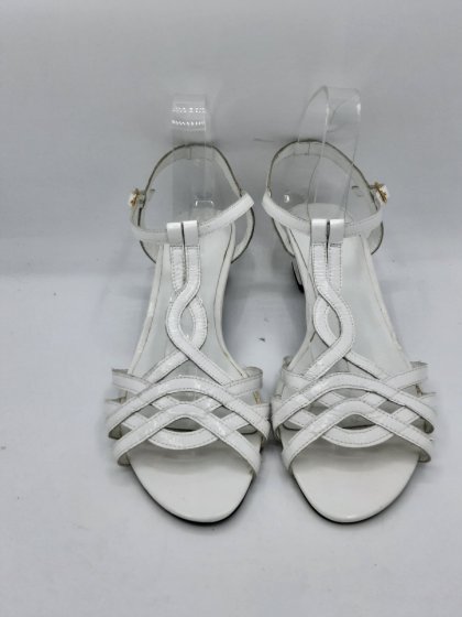 Sandales ANDRE blanches de seconde main