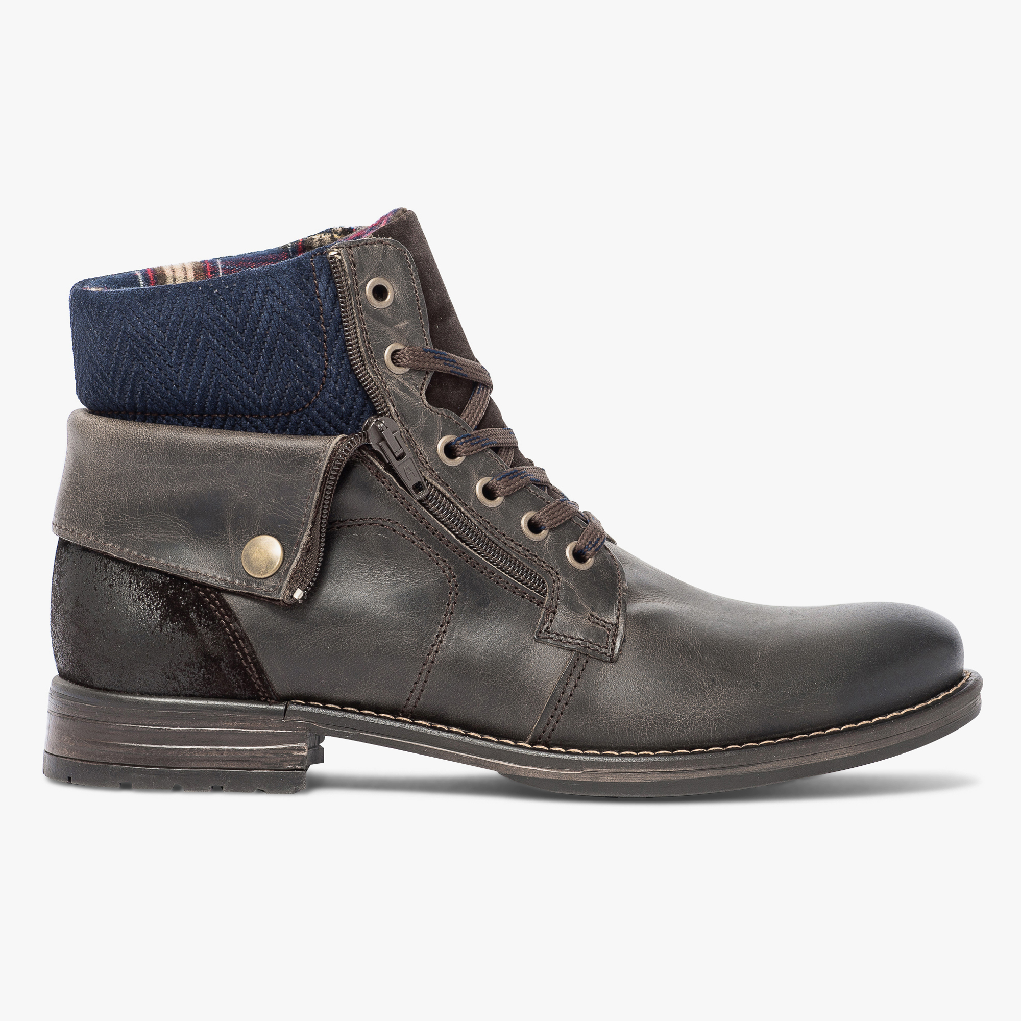 BOOTS RIVAL