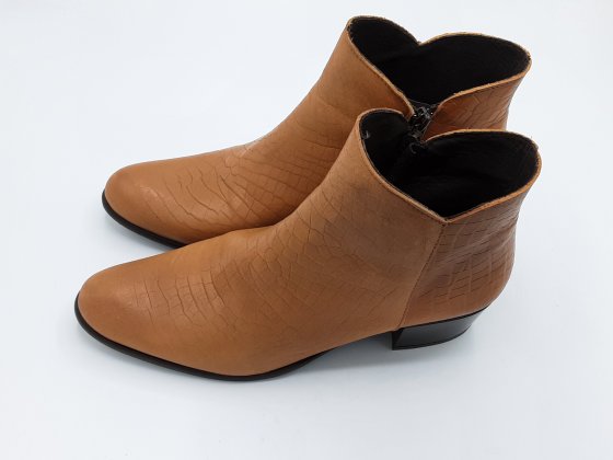 boots de seconde mains en bon etat
