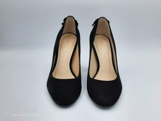 Escarpins en cuir velours noir - MINELLI - T36 de seconde main