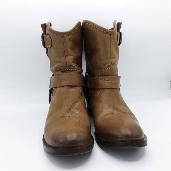 BOTTINES