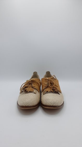 Derbies tissus franges de seconde main