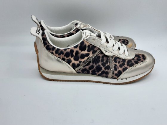 Sneakers TAMARIS léopard de seconde main