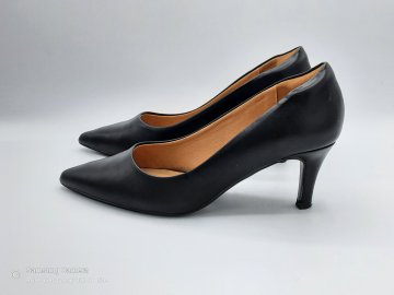 Escarpin noir ERAM intérieur cuir T36 de seconde main