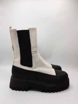Chelsea noires et blanches de la marque BRONX de seconde main
