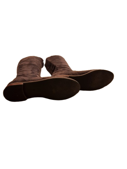 Botte plate en suedine Taupe "CAPRICE" de seconde main