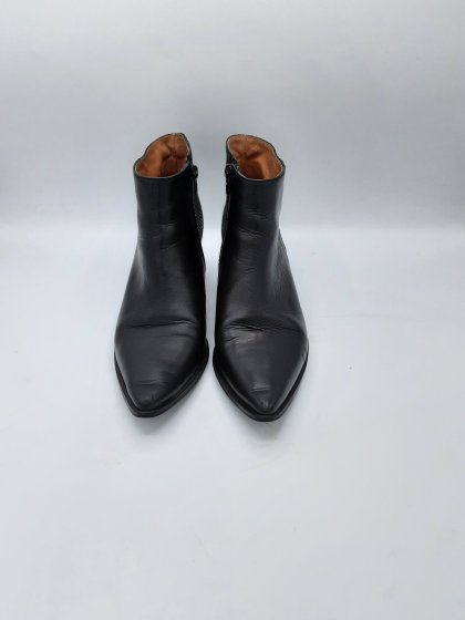Bottines noir a talons de seconde main