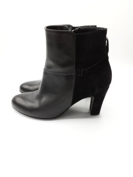 Bottines de seconde main de la gamme texto