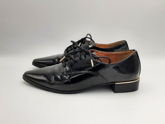 Derbies noir laquée H&M T36 de seconde main