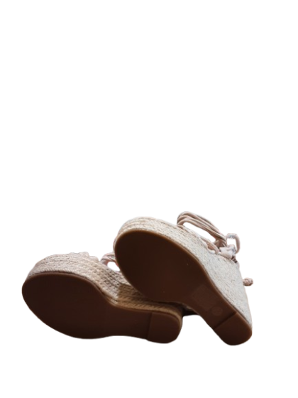 Sandales beige compensée de seconde main