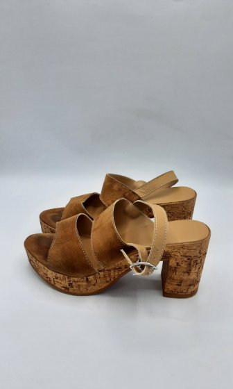 Sandales compensées cognac de seconde main