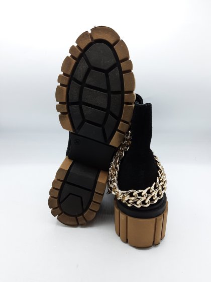 Bottines KARINO noires de seconde main
