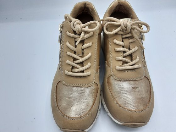 basket eram beige doré de seconde main