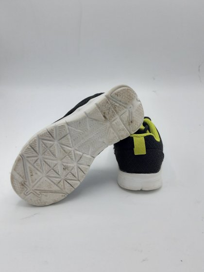 Baskets enfant de seconde main