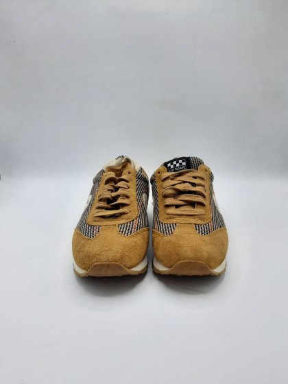 Baskets No Name beige de seconde main