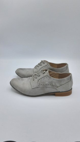 derbies grises