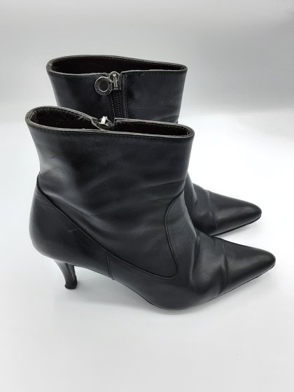 Bottines à talon de seconde main