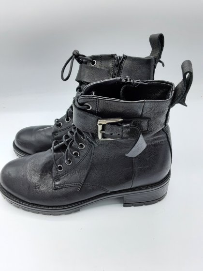 Boots Minelli noir de seconde main
