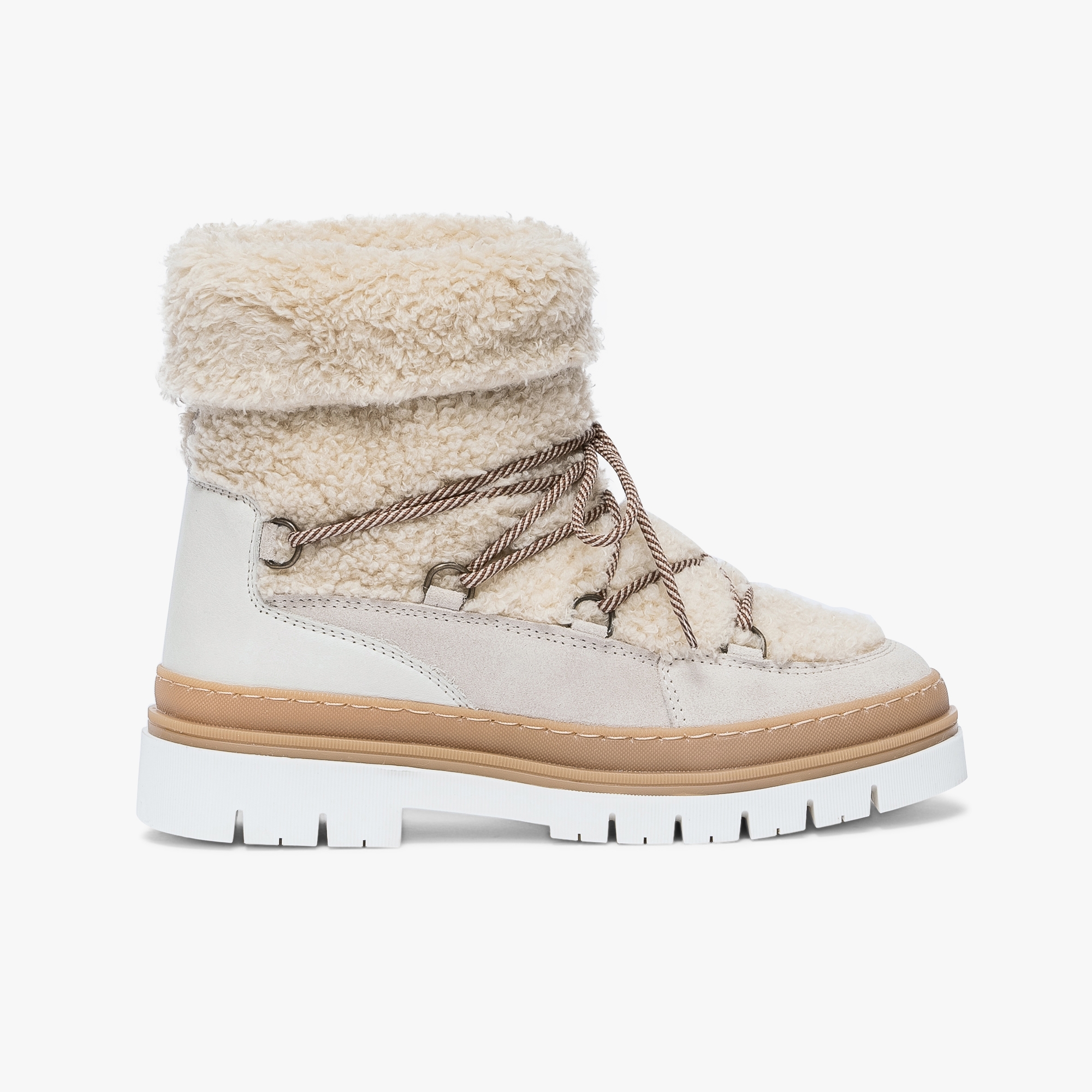 BOOTS KOUMARA