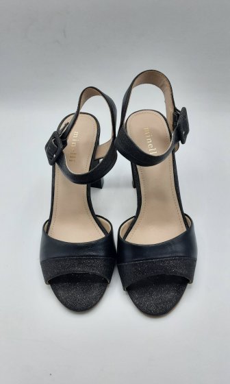 sandales  à talons noires