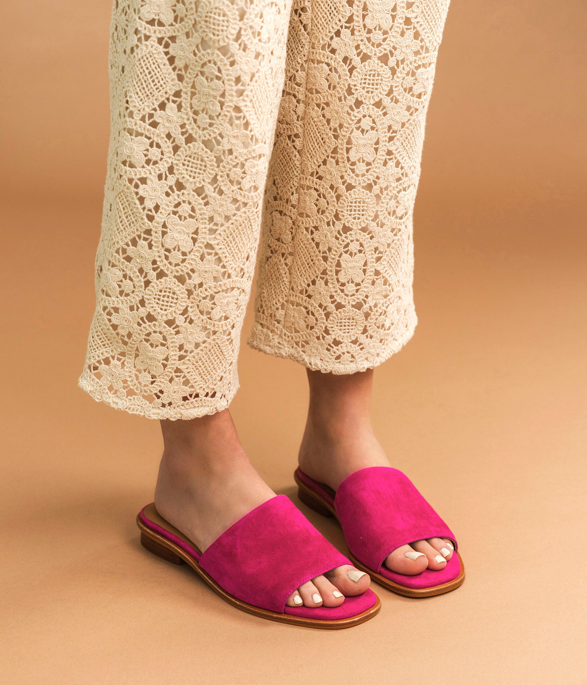 MULE WINONA FUCHSIA