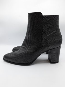 3134 Bottines MARIAN noires de seconde main