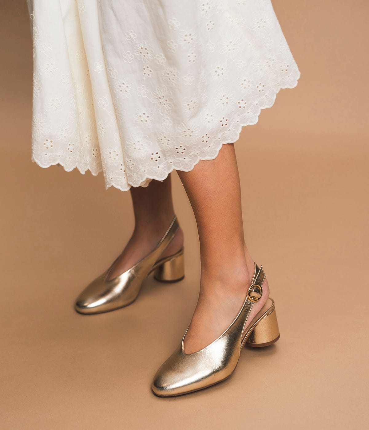 SLINGBACK DARCY PLATINE