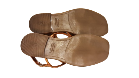 Sandales de seconde main