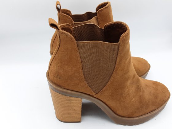 boots bershka marron de seconde main