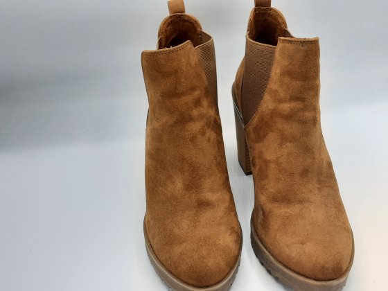 boots bershka marron de seconde main