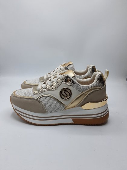 Basket beige et doré de seconde main