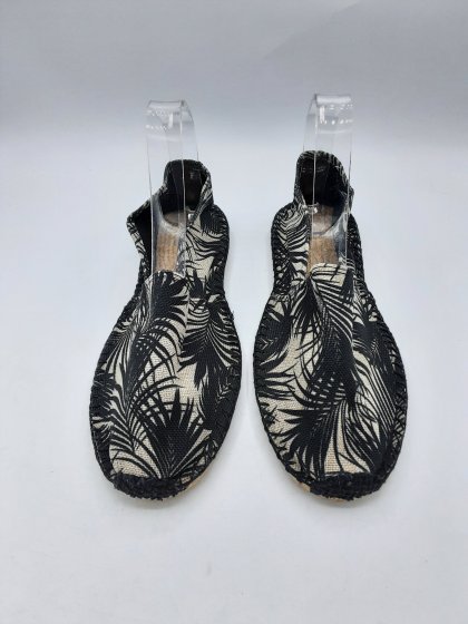 Espadrilles DE MARQUE INCONNUE bicolores de seconde main