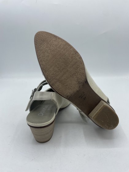 Slingback DORKING beiges de seconde main